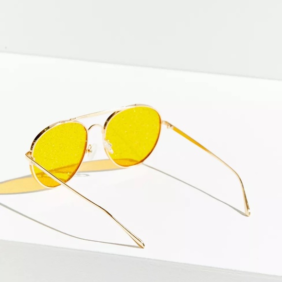 UO Planet i Space Cowboy Sunglasses - Picture 3 of 4